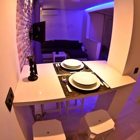 Sweet Studios Apartment