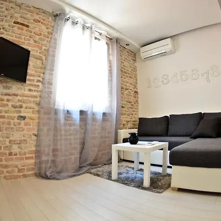 Sweet Studios Apartment