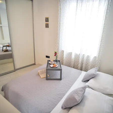 Sweet Studios Apartment