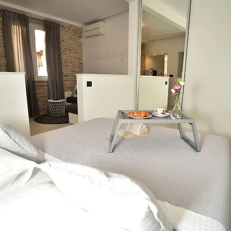 Sweet Studios Apartment